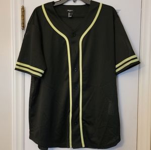 FOREVER 21 BASEBALL JERSEY